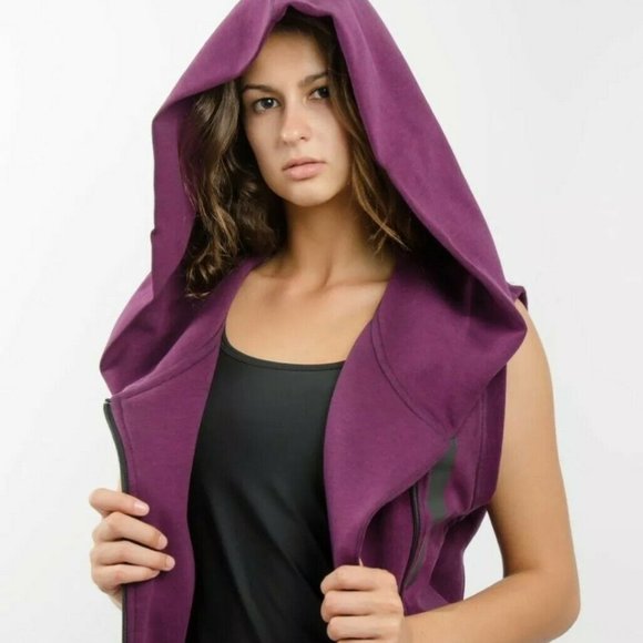 Nike Tech Fleece Sleeveless Hooded Vest Small - Picture 2 of 13